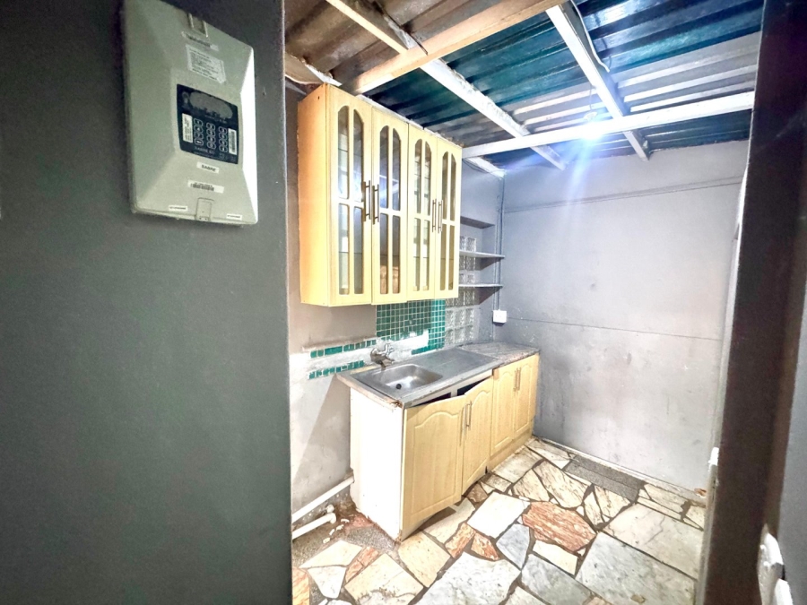 5 Bedroom Property for Sale in Woodstock Western Cape